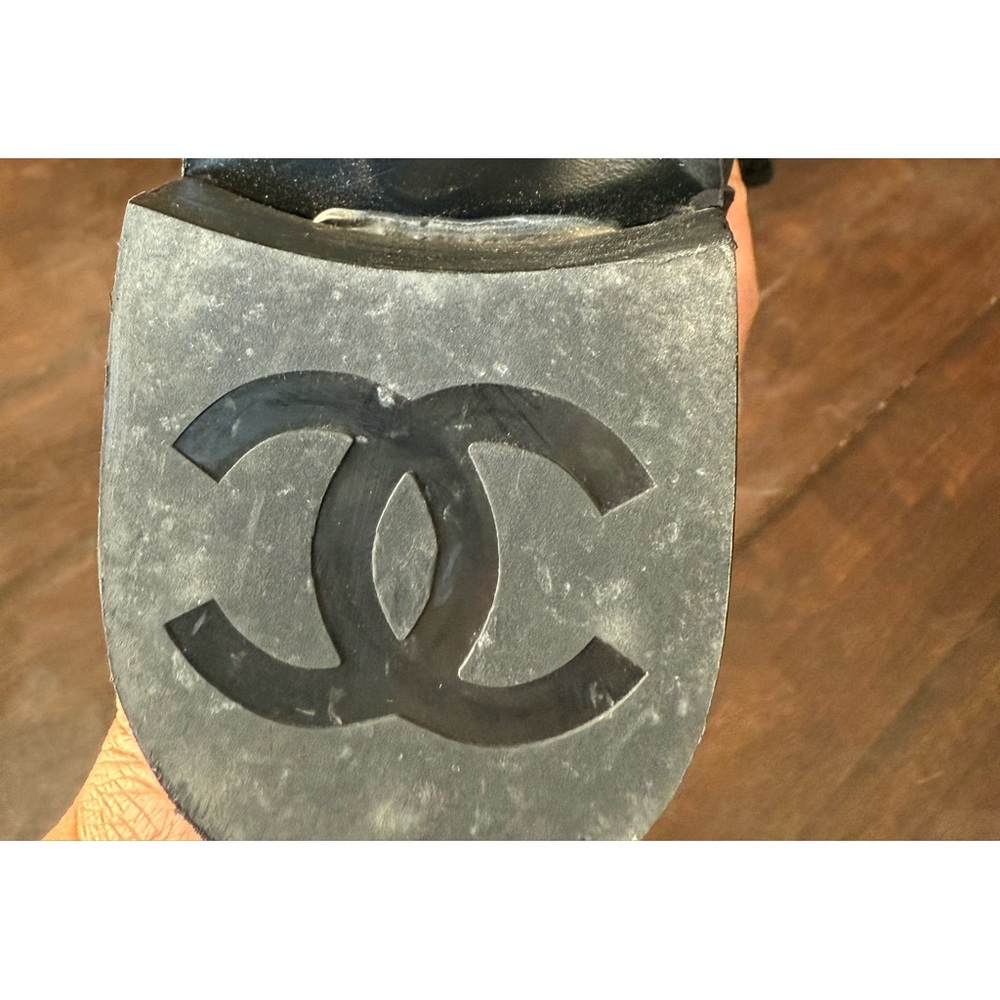 Wome boots chanel size 39